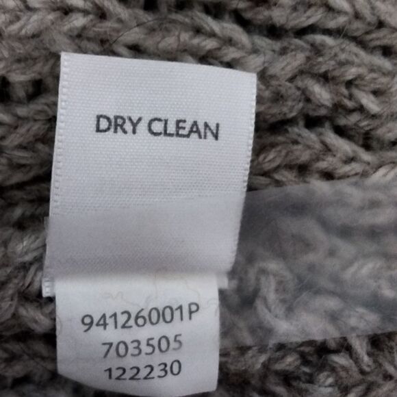 "J. Jill" woman's sweater  - Picture 7 of 7